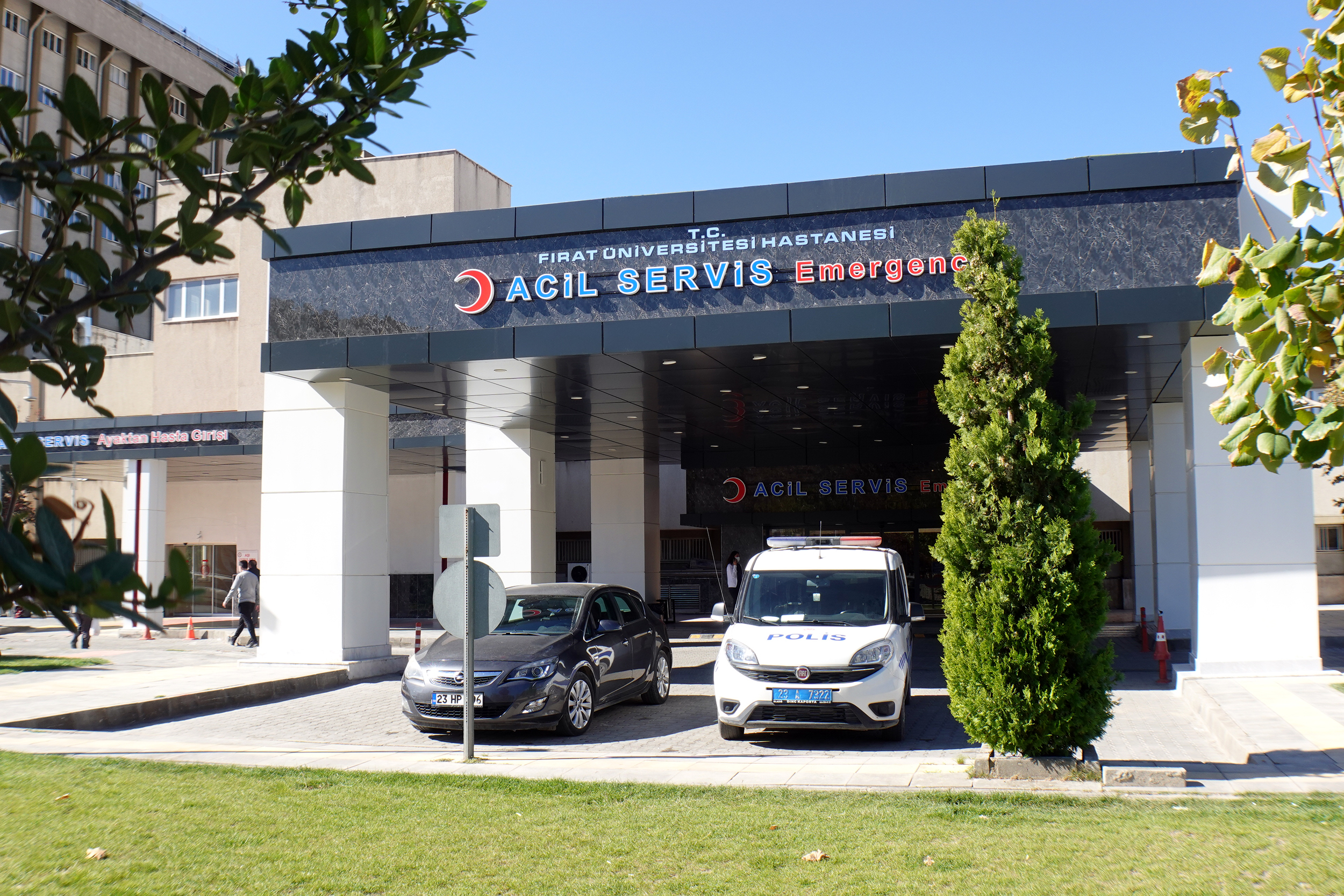 Akademik bilgi birikimiyle desteklenen nitelikli sağlık hizmeti.