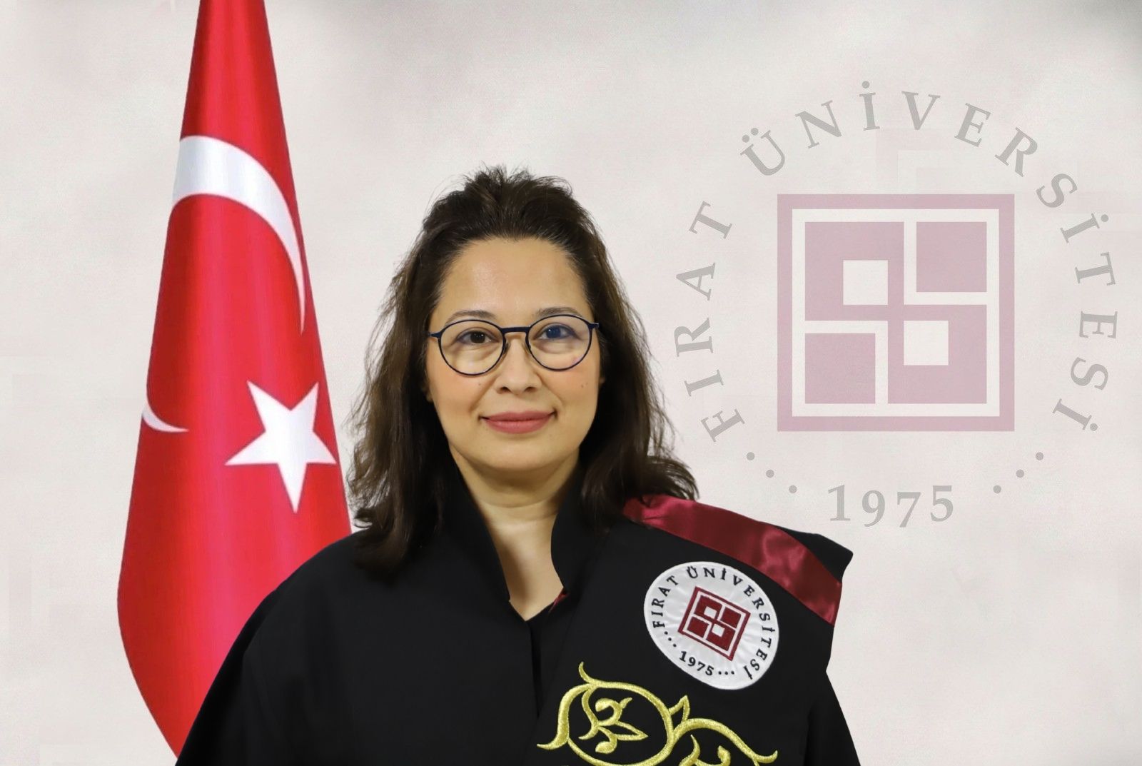 İPEK PERÇİNEL YAZICI